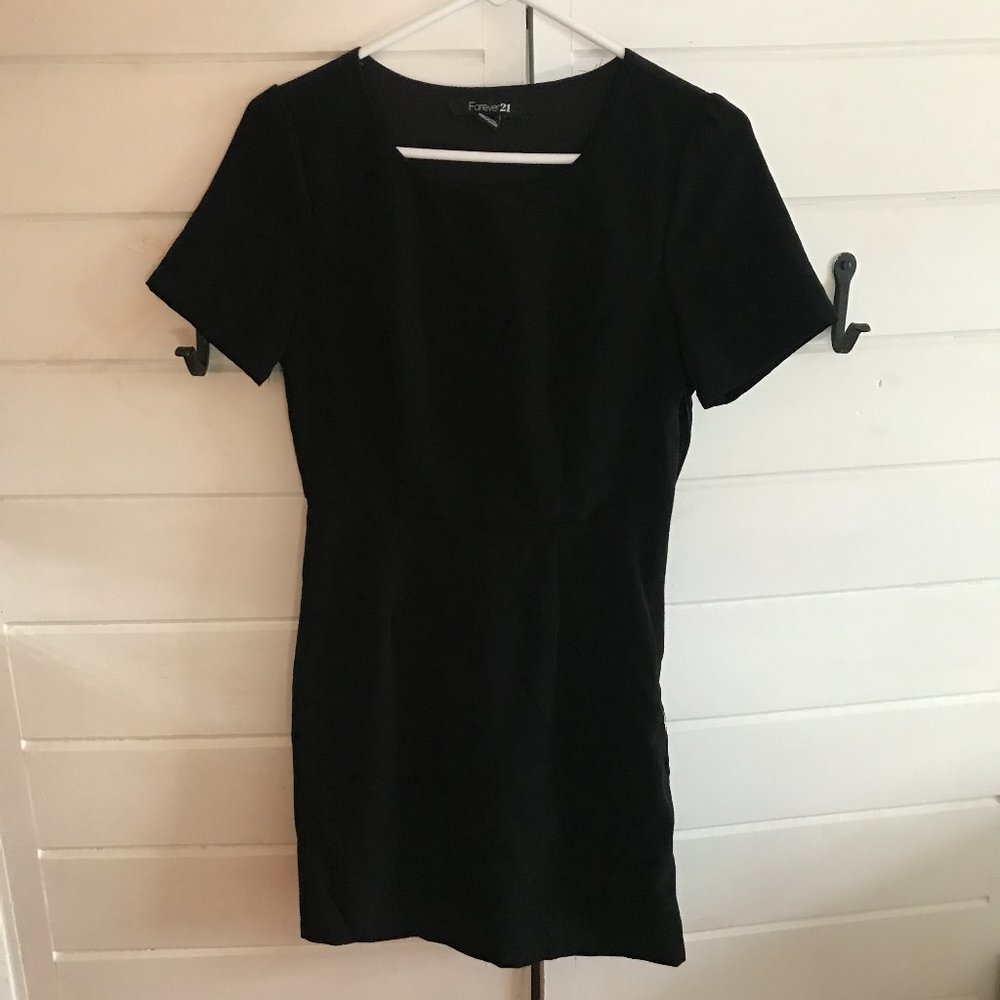 Forever21 Black Short Sleeve Black Dress